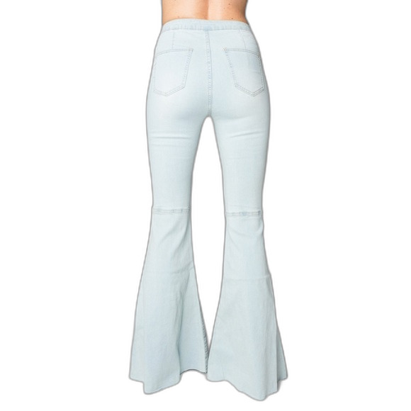 Buddy love MOONSHINE HIGH-WAISTED FLARED JEANS - LIGHT WASH size 30 - Picture 2 of 16